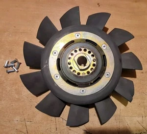 Porsche 911 Lüfterrad Flügelrad 11 Flügel kompl m Nabe defekt Bastelware B- Ware - Picture 1 of 13