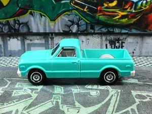 MATCHBOX / 1968 Chevrolet C10 (Turquoise). - Picture 1 of 6