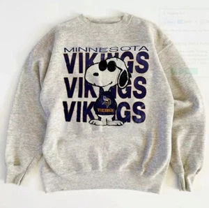 Minnesota Vikings NFL Cartoon Graphic Ash Sweatshirt Retro Style Men Women - Picture 1 of 3