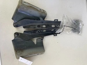 08-12 Buick Enclave Front Hood Hinges Right & Left With Bolts! - Bild 1 von 7