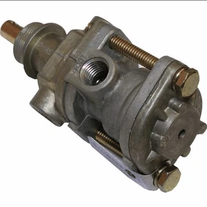 Bendix PP3 Air Brake Control Valve, 288746, GN288746, 3915333 NEW - Picture 1 of 4