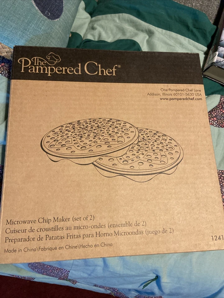 NWT Microwave Chip Maker by Pampered Chef (Set of 2) 1241 - Image 1 of 1