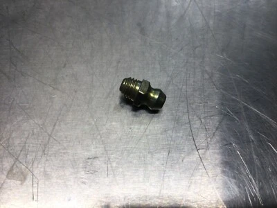 ARCTIC CAT SUPER JAG EXT COUGAR GREASE FITTING 0104-062 t005 - Imagem 1 de 2