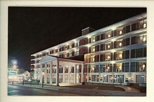 Motel Hotel Postcard Pennsylvania PA Gettysburg Holiday Inn entrance evening - Picture 1 of 2