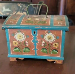 Rosemaling Hand Painted Wood Miniature Blanket Chest Norwegian Folk Art Box - Picture 1 of 24