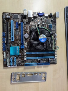 ASUS P8H67-M Mainboard mATX Intel H67 Sockel 1155 DDR3 mit Intel Pentium G840 - Bild 1 von 6