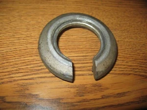 1991 CR250R REAR SHOCK SPRING SEAT HONDA CR 125 250 500 52424-KZ3-731 - Picture 1 of 2