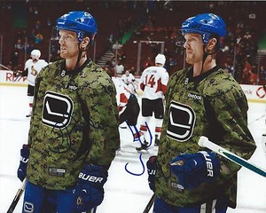 Daniel & Henrik Sedin Twins Signed 8x10 Photo Vancouver Canucks Autograph COA F - Picture 1 of 1