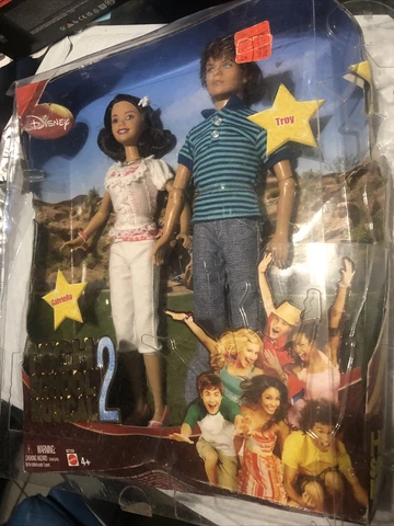 Disney High School Musical 2 Gabriella & Troy Dolls Mattel Damage Box Cover
