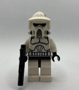 LEGO® Star Wars - Clone ARF Trooper Razor SW0297 - Minifigur aus Set 7913 - Bild 1 von 4