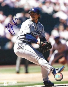 AUTOGRAPHED KAZUHISA ISHI 8X10 Los Angeles Dodgers Photo W/COA - Picture 1 of 1