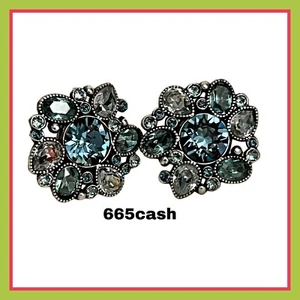 Brighton DIVINE FEMININE Orecchini Posta Cristallo Blu JA1133 Scrp $58 Nuovi con etichette - Foto 1 di 4