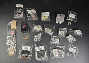 Paparazzi Jewelry Earrings Bracelets Rings Multicolor Mixed Metals 20 Pieces - Picture 1 of 9