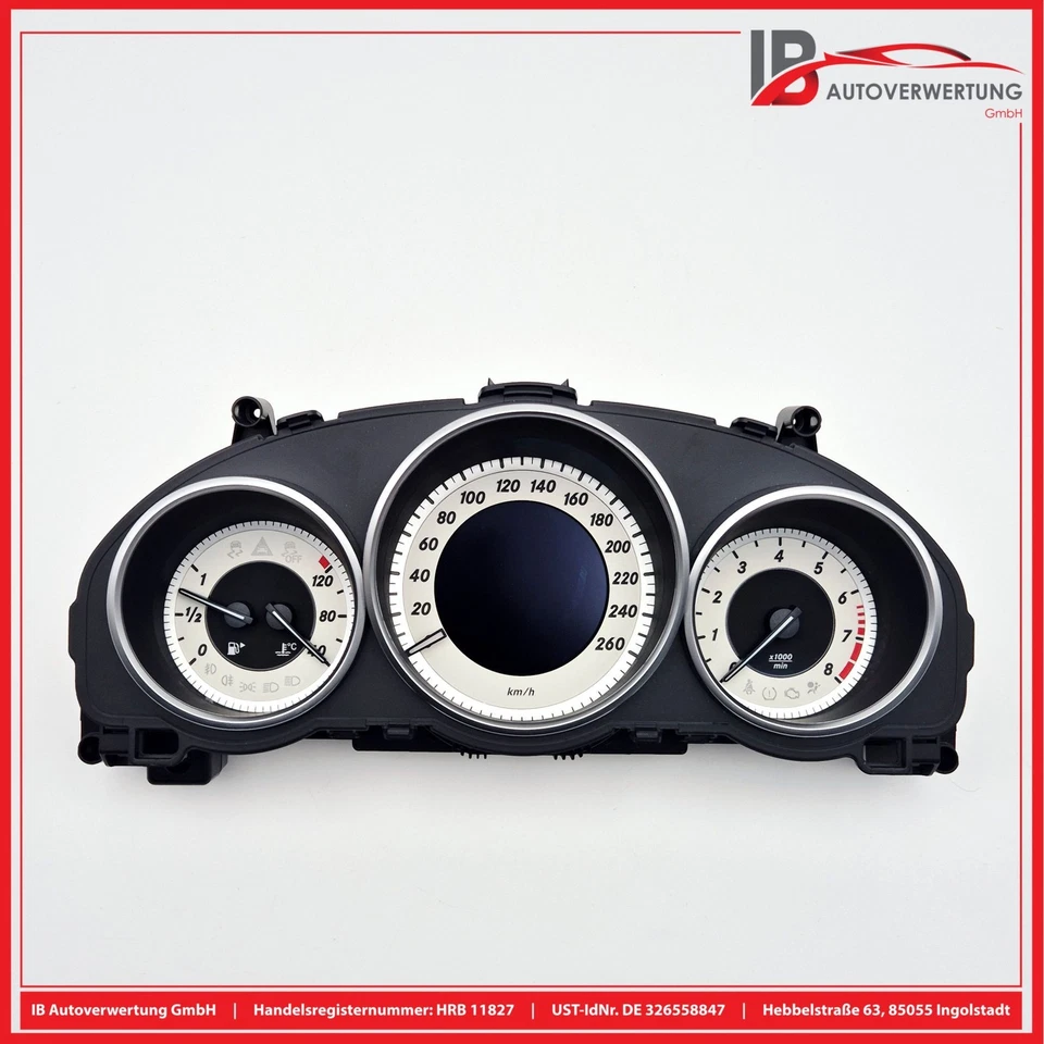 Cuadro de instrumentos velocímetro 121000 KM A2129007029 MERCEDES-BENZ E250 CABRIOLET A207 MB Foto 1 de 4