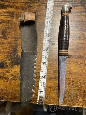 Kabar 1226 EE. UU. Cuchillo Pájaro y Trucha Funda de Cuero Vintage Ka-bar Foto 1 de 4