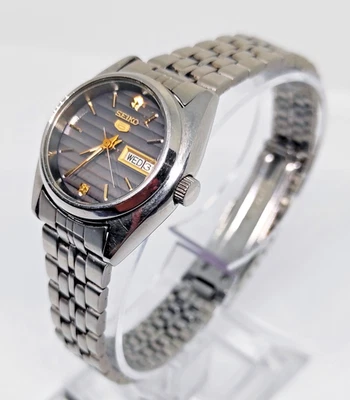 ⌚复古原装女士手表精工5自动日和日期。⌚ — 第 1/4 张图片