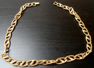 VINTAGE HIGH END GORGEOUS GOLD TONE LOOP 21.5 INCH NECKLACE!! - Picture 1 of 1