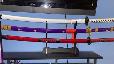 Espadas cosplay de anime de bambú Roronoa Zoro, Kitetsu, Enma, Oden, con estante de exhibición. Foto 1 de 3