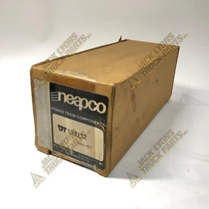 DT538132 Detroit, Neapco STUB SHAFT 538132 - Obsolete New Old Stock 5380 Series - Picture 1 of 7