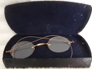 2 Pair Vintage Gold Eyeglasses Wire Rim Ovid Frames Vintage Spectacles Frames - Picture 1 of 7