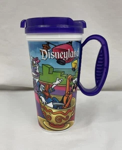 Taza de viaje de recarga con tapa Whirley Disneyland Resort Mickey & Friends usada en excelente estado - Imagen 1 de 5
