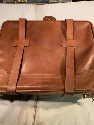 Maletín de cuero italiano Ballys para llevar. Ver fotos. Bonito estuche Foto 1 de 4
