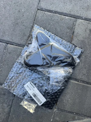 Задние накладки на пятку Ducati Multistrada V4 V4S Akrapovic - Изображение 1 из 4