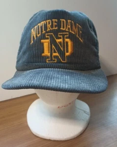 Vintage Notre Dame Mütze Druckknopflasche New Era blau Cord gold bestickt USA - Bild 1 von 6