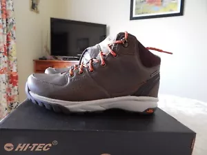 Hi-Tec waterproof womens hiking boots, size 8 US, brand new in box - Picture 1 of 10