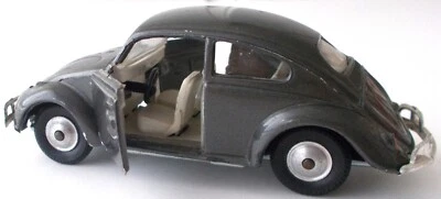 POLITOYS VOLKWAGEN 1200  TIPO INTERMEDIO N°84 FIBRE GLASS  1/41 - Immagine 1 di 4
