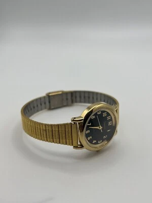 relógios femininos pulseira de ouro mostrador preto aço inoxidável resistente à água - Imagem 1 de 3