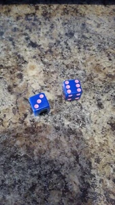 Blue Dice Fahrrad Motorrad Ventilschaftkappen - Bild 1 von 1