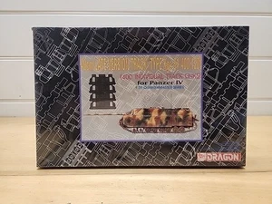 1994 Dragon Tank Track 40cm Late Version for Panzer IV Sealed 1/35 Track # 4 - Picture 1 of 1