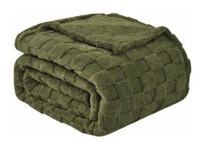 Good Nite Kuscheldecke 200 x 230 cm olivgrün - flauschig, leicht, weich, neu OVP - Bild 1 von 3