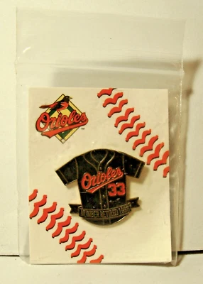 Baltimore Orioles Retired Jersey #33 Eddie Murray Lapel  Hat Pin - Image 1 of 2
