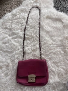COCCINELLE Margo Saffiano Crossbody Shoulder Bag Mauve Leather Gold Chain Strap - Picture 1 of 3