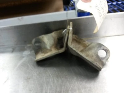 Exhaust Manifold Support Bracket From 2004 Mitsubishi Galant  2.4 - Image 1 of 4