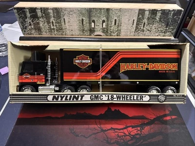 Remolque tractor Nylint Harley Davidson GMC de 18 ruedas No. 911-Z nuevo en caja Foto 1 de 4