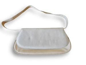 Stylish Van Dal Handbag - Peach Beige - Removable Strap - Compact and Versatile - Picture 1 of 4