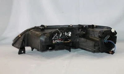 Conjunto de faros TYC 20-6803-91 para 06-08 Mazda 6 Foto 1 de 4