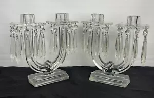2 CANDELABRI ART DECO IN VETRO HEISEY NEW ERA, CANDELABRI con PANCHI E PRISMI, 8” - Foto 1 di 12