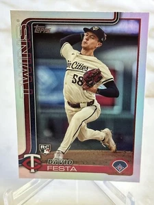 2025 Topps Series 1 #178 David Festa RAINBOW FOIL ROOKIE RC - Picture 1 of 2