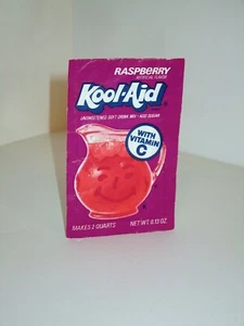 Vintage 1980s Kool Aid RASPBERRY Flavored Soft Drink Mix Unopened Pitcher Packet - Picture 1 of 2