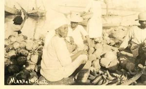 Cartolina foto reale veduta di un mercato ad Haiti. K5 - Foto 1 di 2