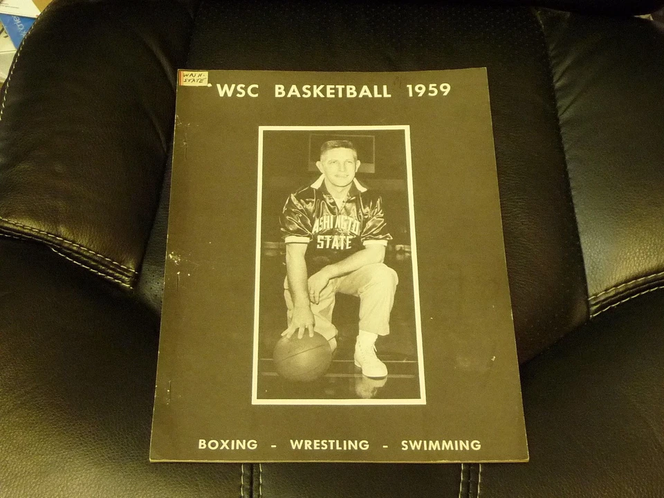 1958 1959 WASHINGTON STATE COLLEGE BASKETBALL SWIMMING WRESTLING MEDIA GUIDE   - Image 1 of 1