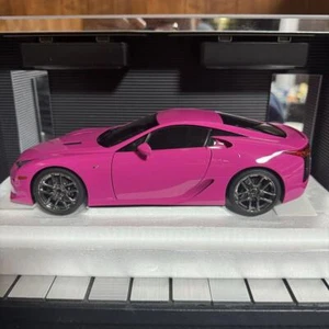 Auto Art 1/18 Lexus LFA PASSIONATE PINK - Picture 1 of 10