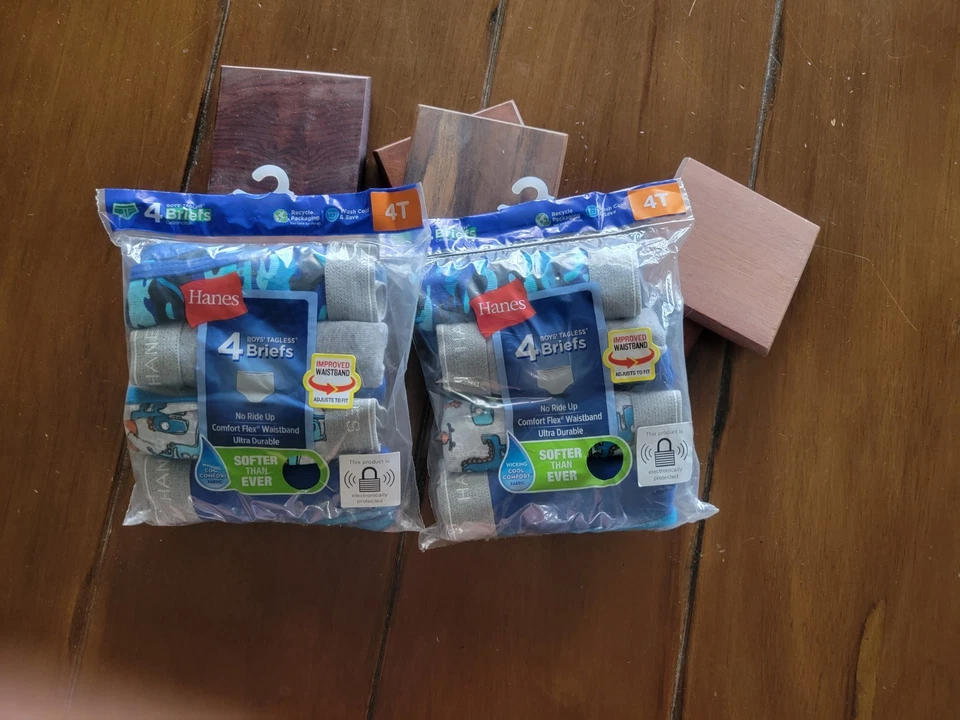 4 calzoncillos Hanes cómodos geniales para niños pequeños talla 2T-3T Foto 1 de 4
