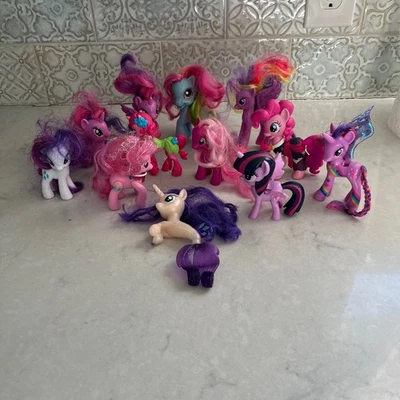My Little Pony Bundle 12 Ponies - Image 1 of 4