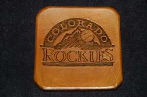 Colorado Rockies Handgeprägte Leder Untersetzer (4er Set) - Bild 1 von 3