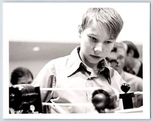 A young boy in the Midwest in the 1960s - Original 5"x4" Photo - Picture 1 of 1